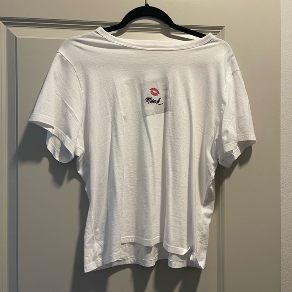 Abercrombie & Fitch Tops - Abercrombie & Fitch White Skimming Tee